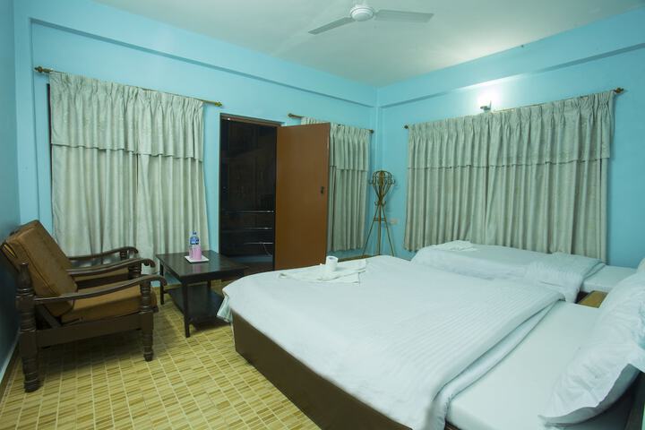 Room 21 of 33