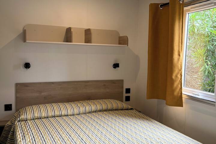 Room 3 of 38