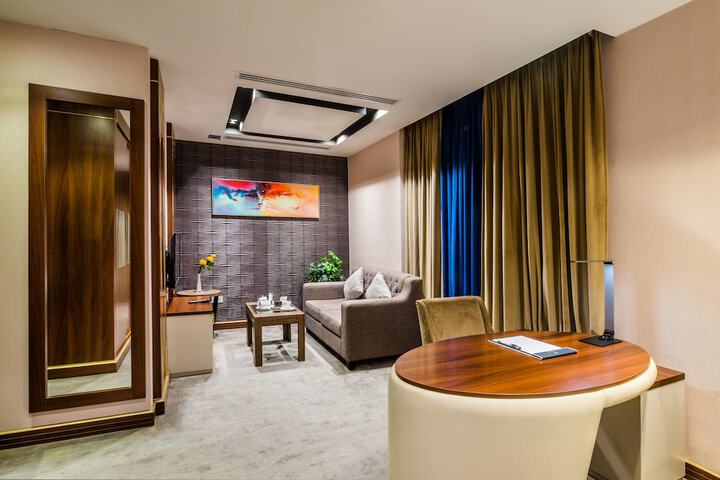 Room 19 of 52