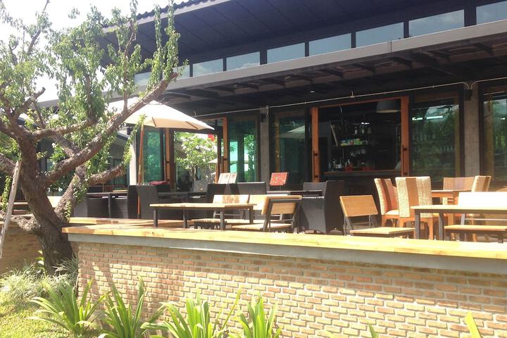 Terrace/Patio 27 of 29