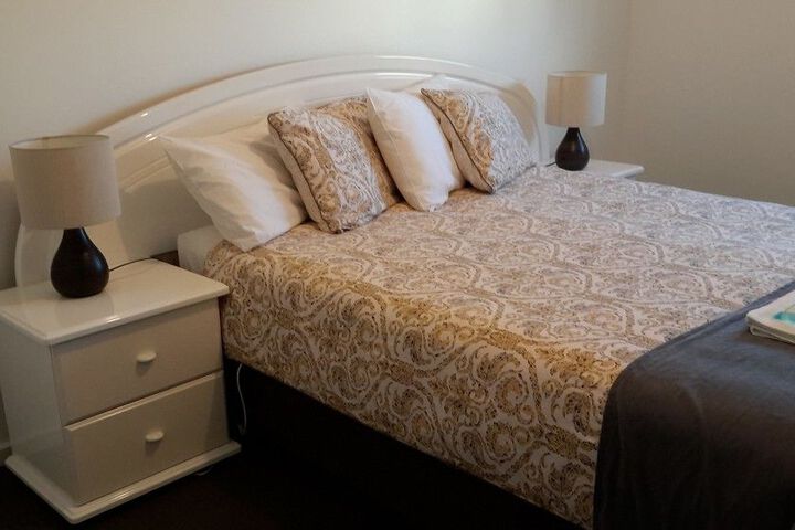 Room 4 of 22