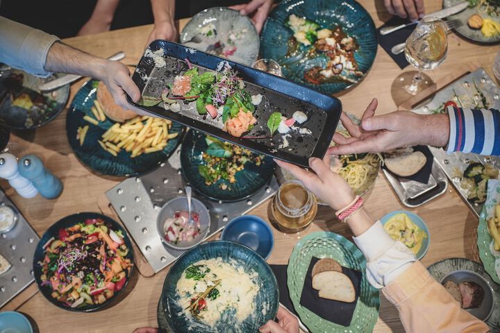 Dining 98 of 131