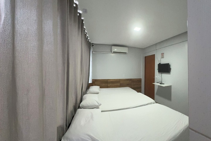 Room 52 of 60