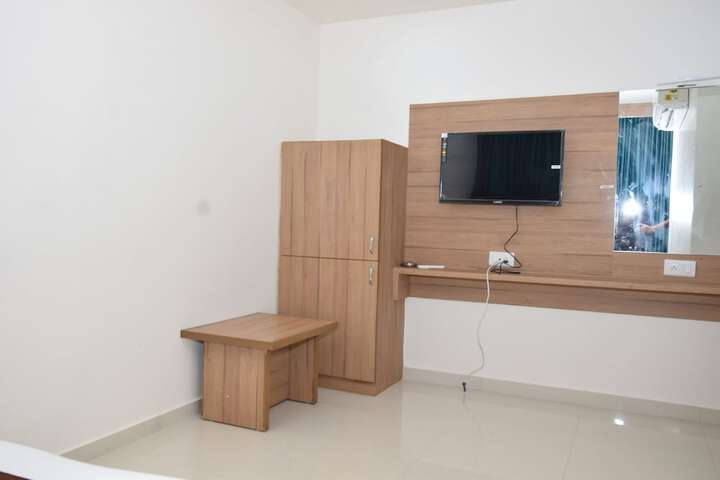 Room 41 of 56