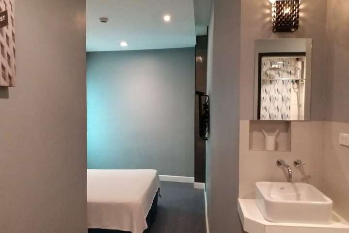 Room 40 of 91