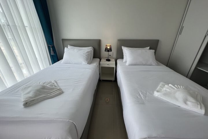 Room 15 of 49