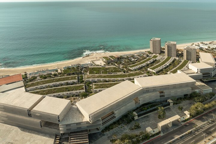Hotel View 266 of 268