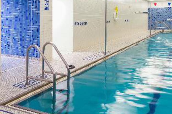 Pool Hotel