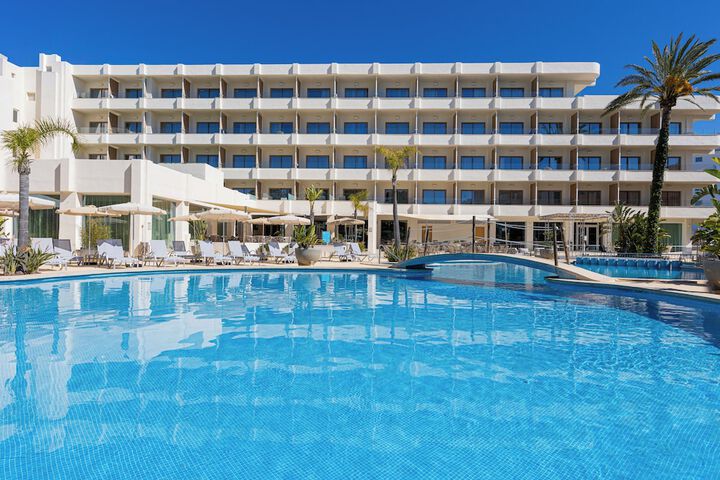 Pool Hotel