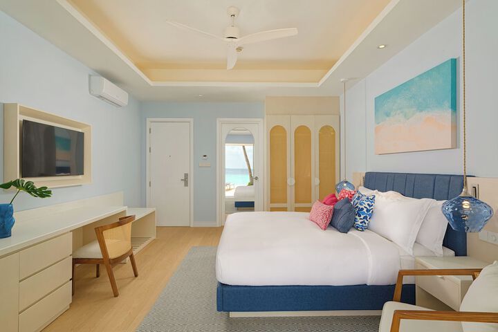 Room 15 of 96