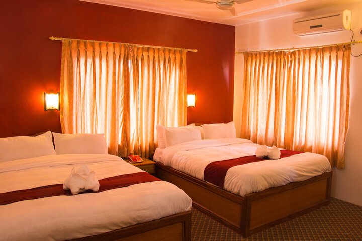 Room 7 of 40