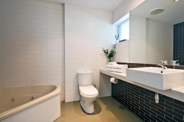 Bath Interior