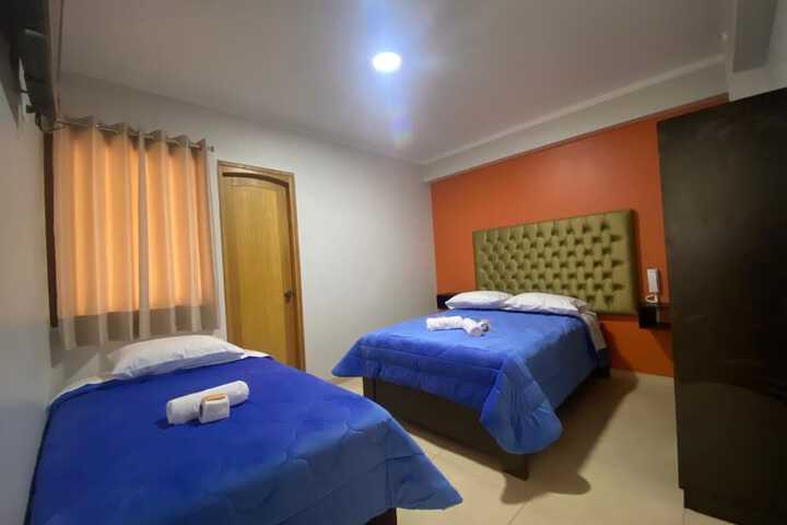 Room 4 of 19