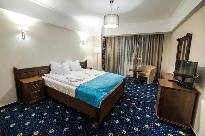 Room 13 of 45