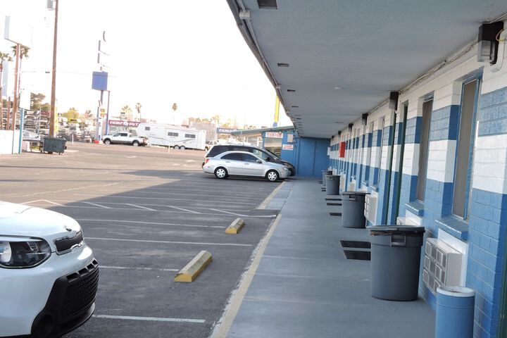 Property Grounds 37 of 42