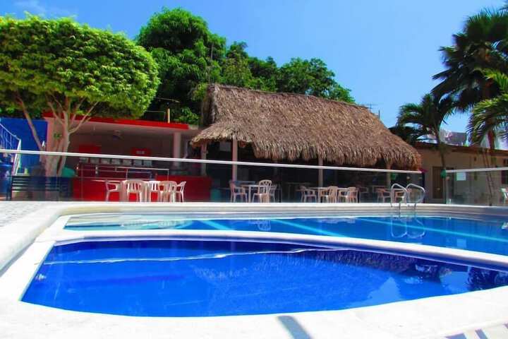 Pool 8 of 9