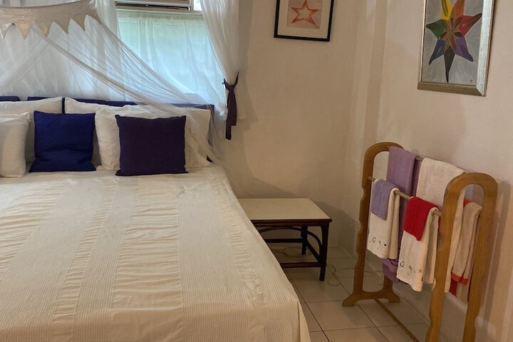 Room 12 of 90