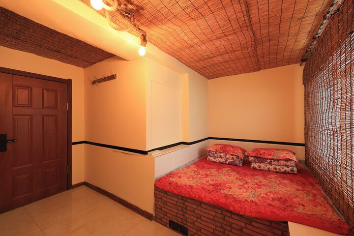 Room 43 of 84