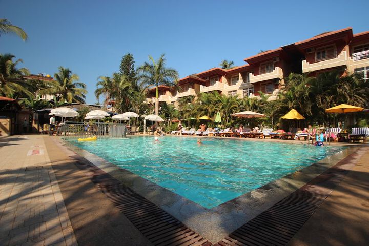 Pools & Facilities