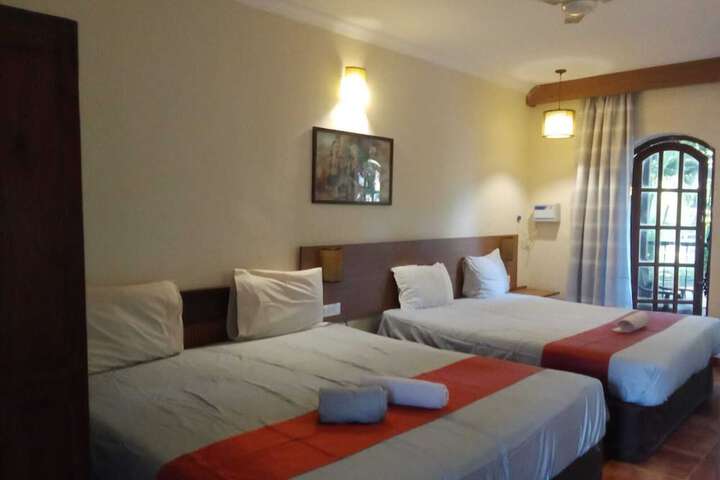 Room 5 of 20