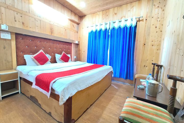 Room 16 of 23
