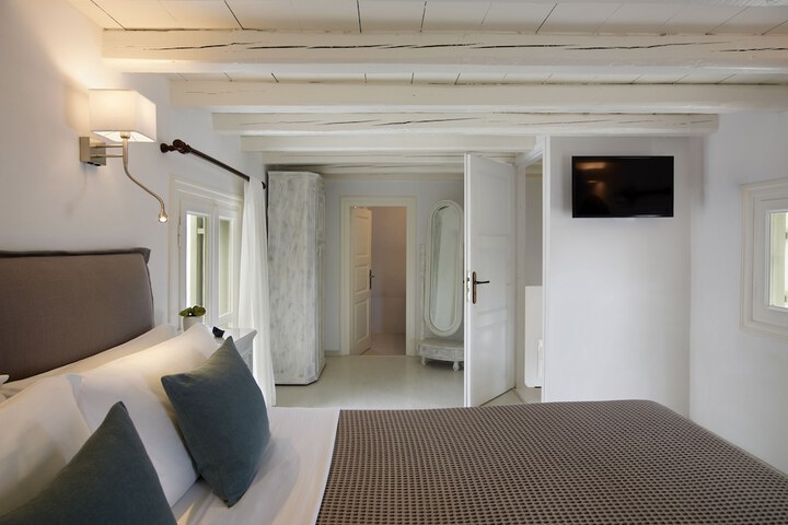 Room 11 of 75