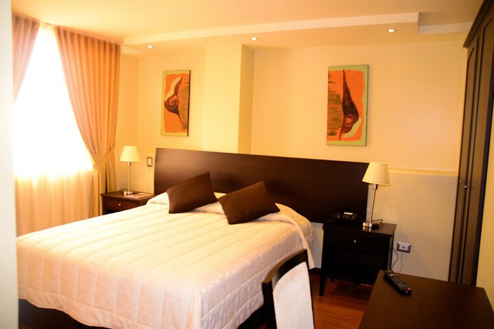 Room 7 of 62