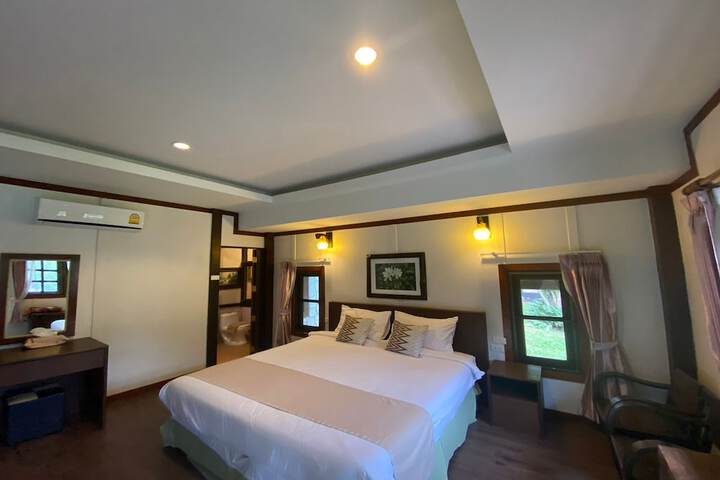 Room 27 of 53