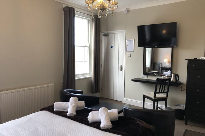 Room 5 of 67