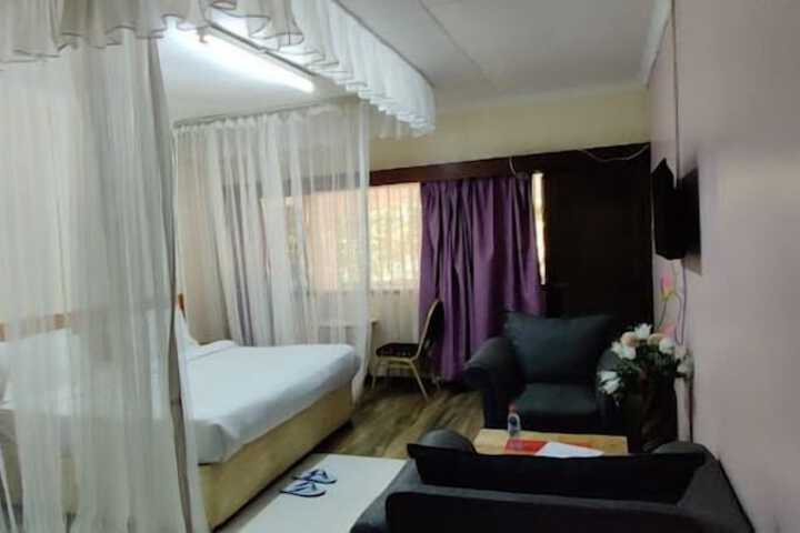 Room 15 of 46