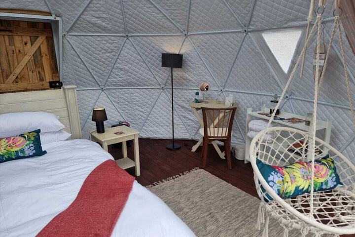 Room 3 of 86