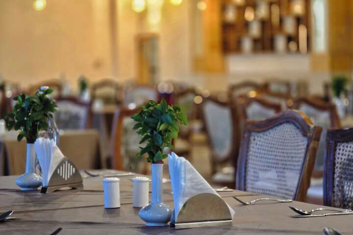 Dining 133 of 165