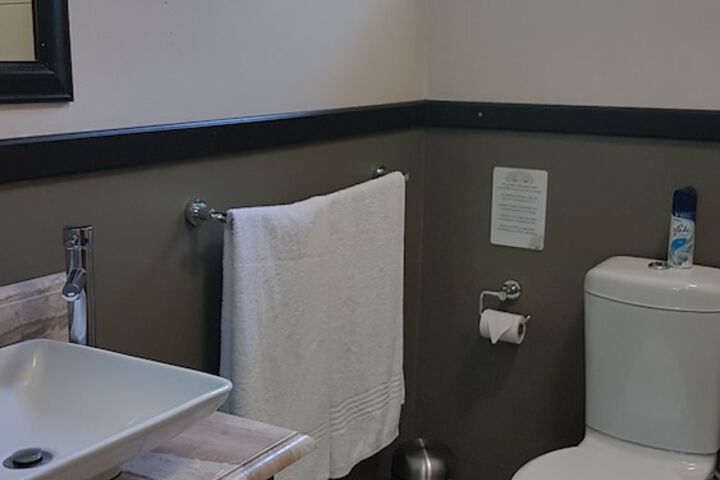 Room 70 of 138