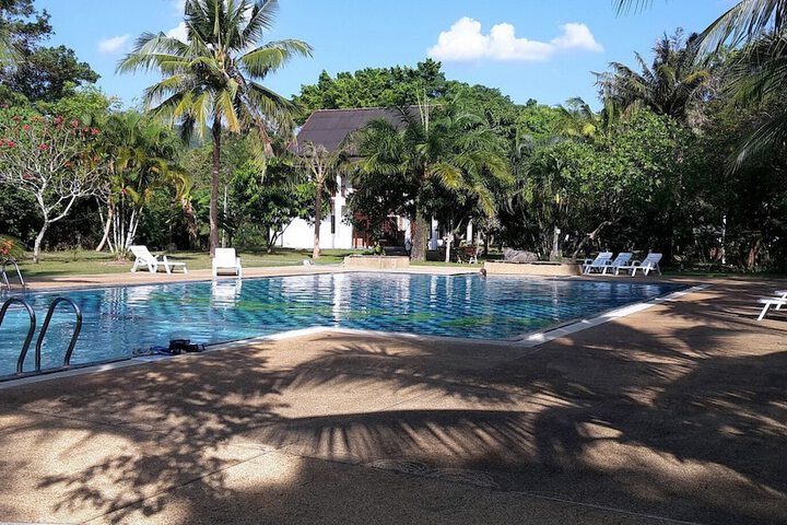 Pool 63 of 105