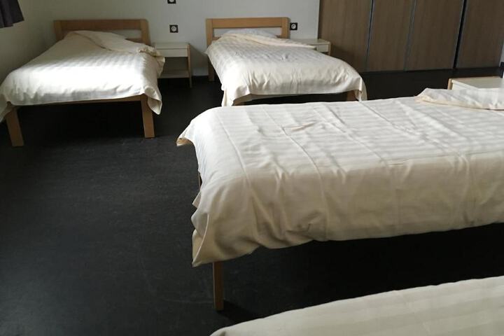 Room 25 of 44