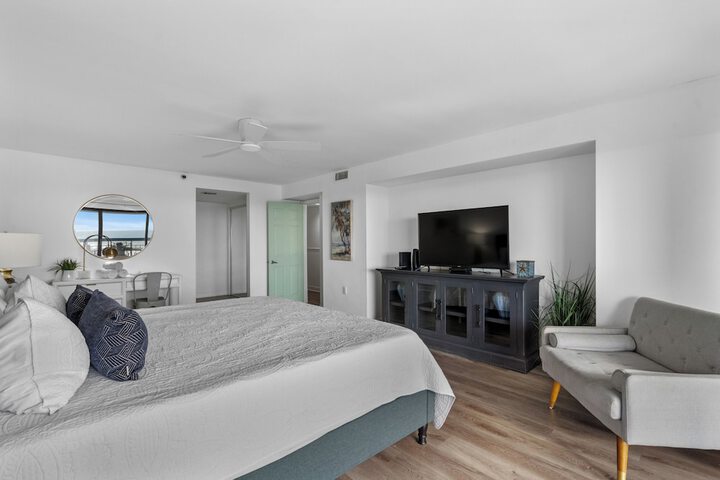 Room 25 of 138