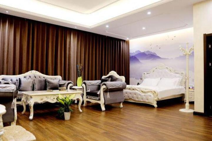 Shanghe Hotel