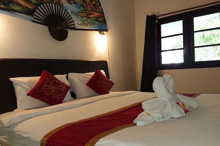 Room 25 of 137