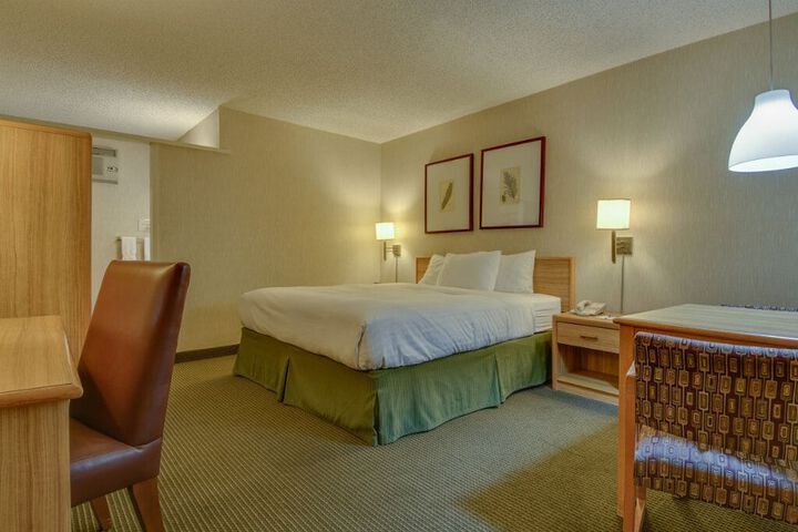 Room 25 of 31