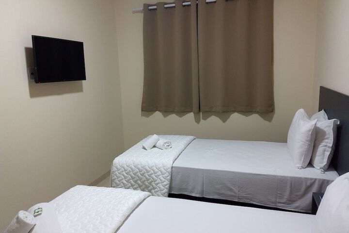 Room 19 of 37