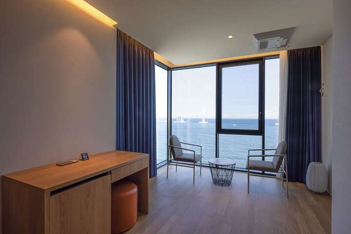 Room 13 of 57
