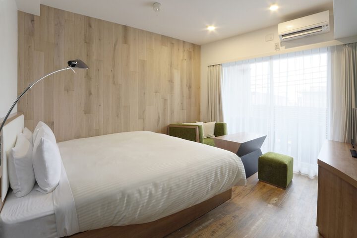 Room 15 of 96