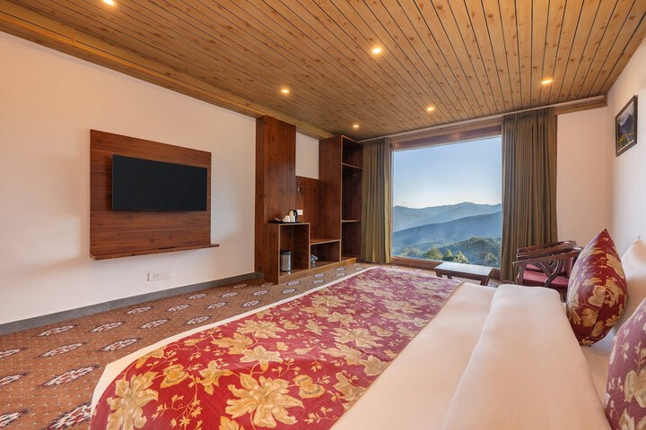 Room 5 of 51