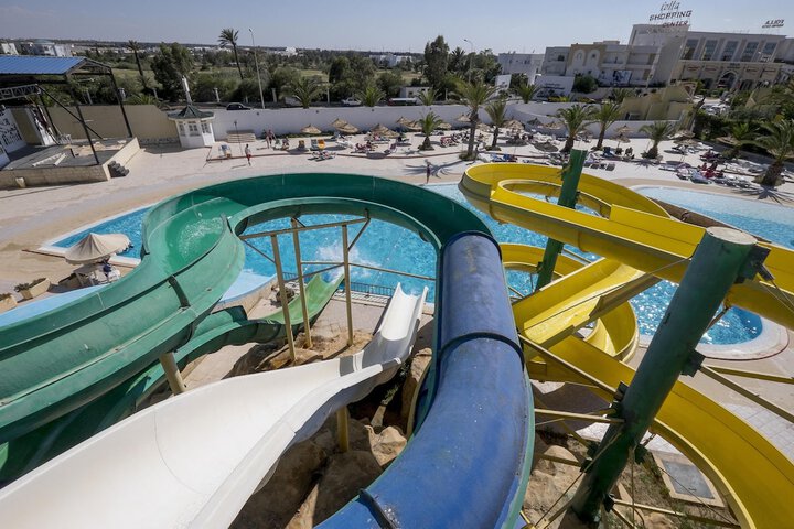 Pool Hotel
