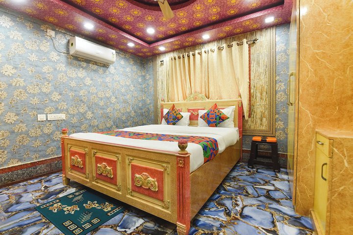 Room 26 of 39