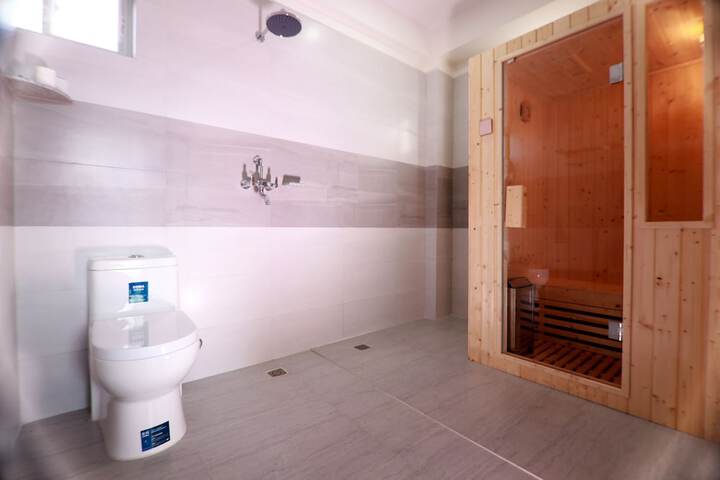 Room 30 of 71