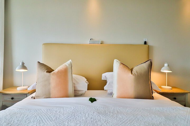 Room 9 of 49