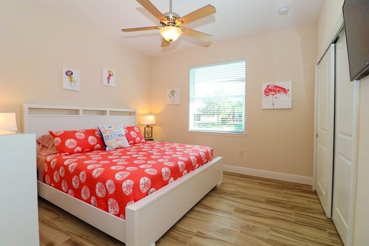 Room 8 of 36