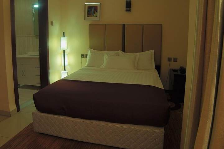 Room 5 of 21