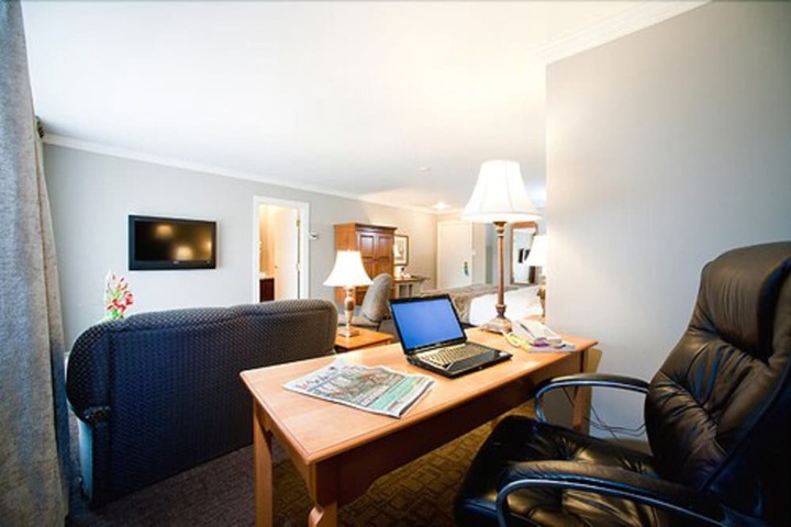 Room 28 of 48